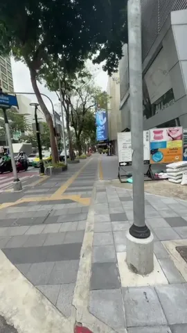Walking route through Soi 21